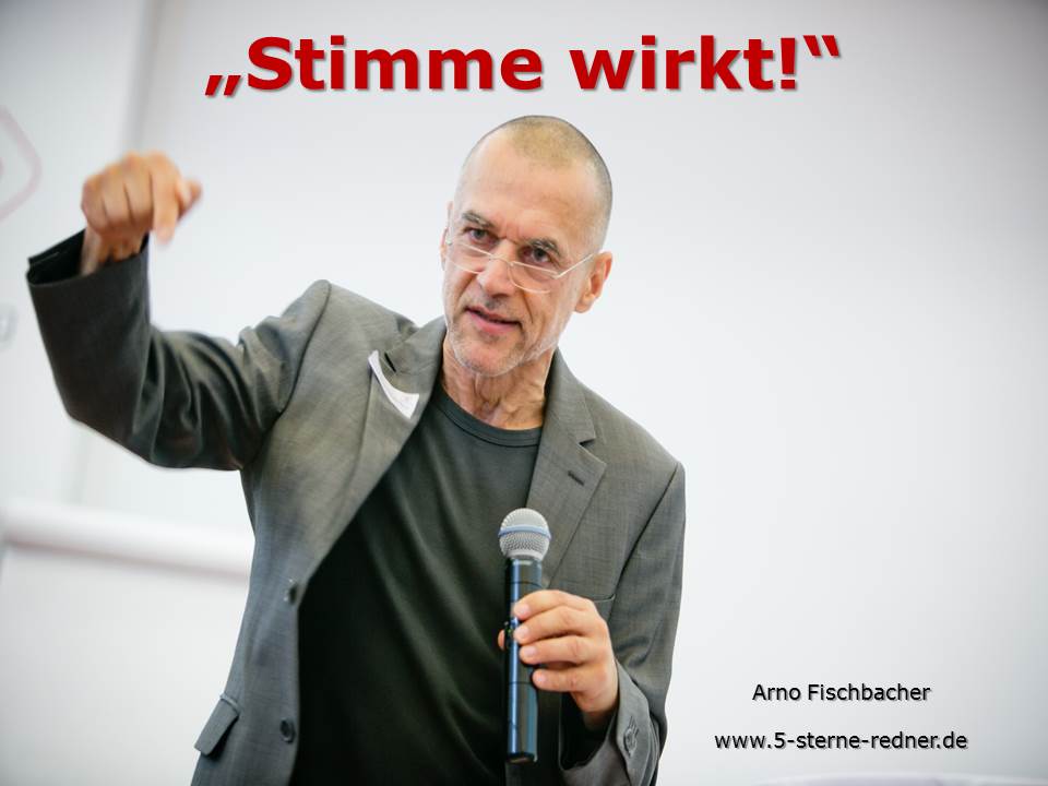 5sterneredner's tweet photo. Der #Visualfriday mit unserem #Stimmcoach @ArnoFischbacher
Hier geht es zu seinem 5 Sterne Profil: https://t.co/ZHrrZnEsGg https://t.co/UqkVosDRAf