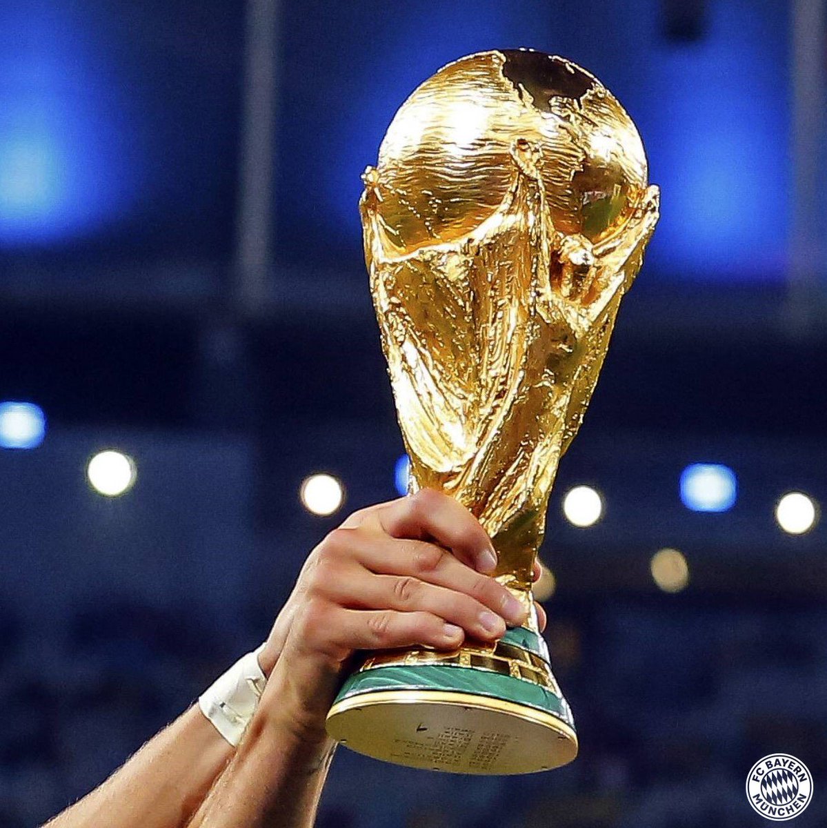 LobiStars's tweet photo. #Russia2018 @FIFAWorldCup is just two weeks away. We urge @NGSuperEagles to beat #England on Saturday as the build up continues. #SoarSuperEagles #WeAreLobi #PrideOfBenue https://t.co/whAL8GFGx7