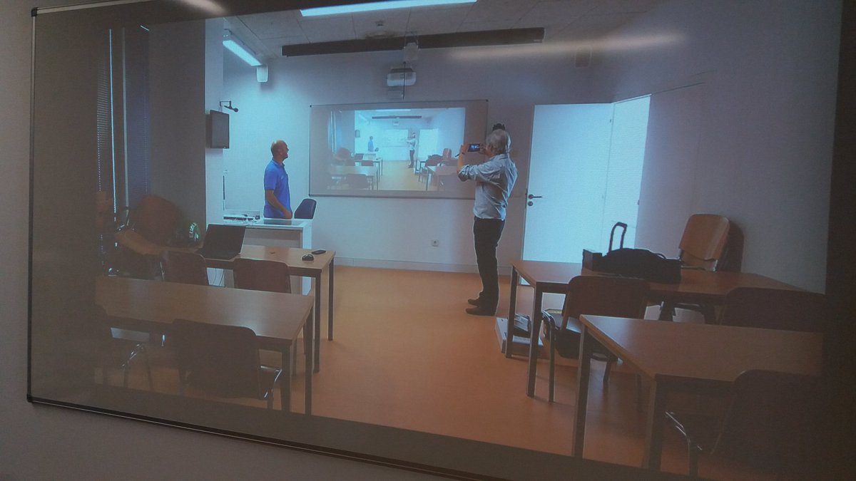 GenuixAudio's tweet photo. Hoy estamos de pruebas en Sala de Docencia Avanzada del Centro de Estudios Sociales de la UMA. https://t.co/7HHi5H2FPe