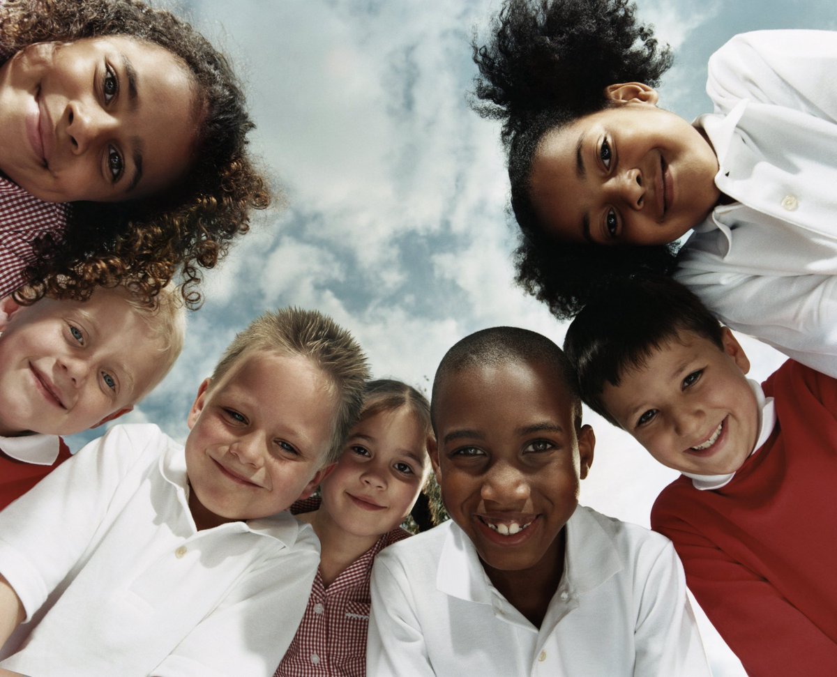 annafreuduk's tweet photo. 1 in 10 children have an identifiable mental health condition, and more than half of #mentalhealth issues in adults begin before the age of 14. 
This #InternationalChildrensDay know how to identify and support children – visit Mentally Healthy Schools: https://t.co/nOqw4ZXhnY https://t.co/bBNBv3DXmG