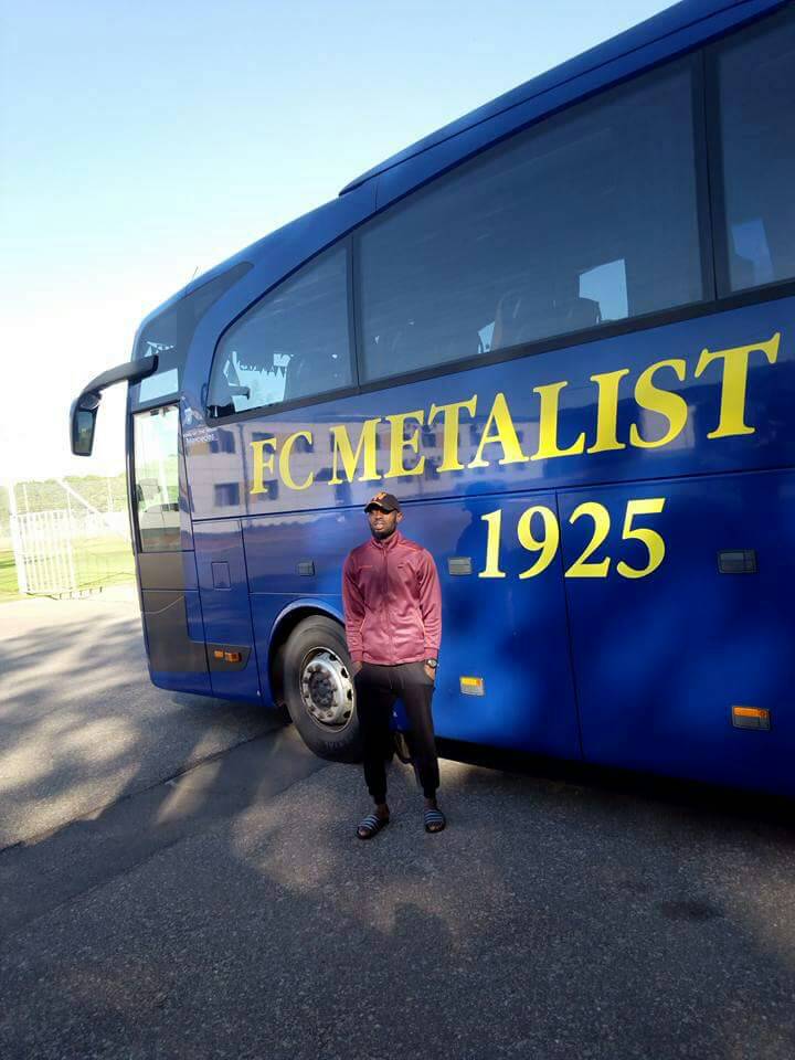 mc_patodin's tweet photo. It's absolute joy to see my brothers making waves in the footballing world.

Pic.1 is Shinshima-Monday ex MFM player, now back to the NPFL with KATSINA UNITED as the highest paid. 💪

Pic.2 is our GK from childhood TAYE now in FC.METALIST ukraine. 👏 

#HappyNamJune #AgegeWa https://t.co/7WCN2lxTlG