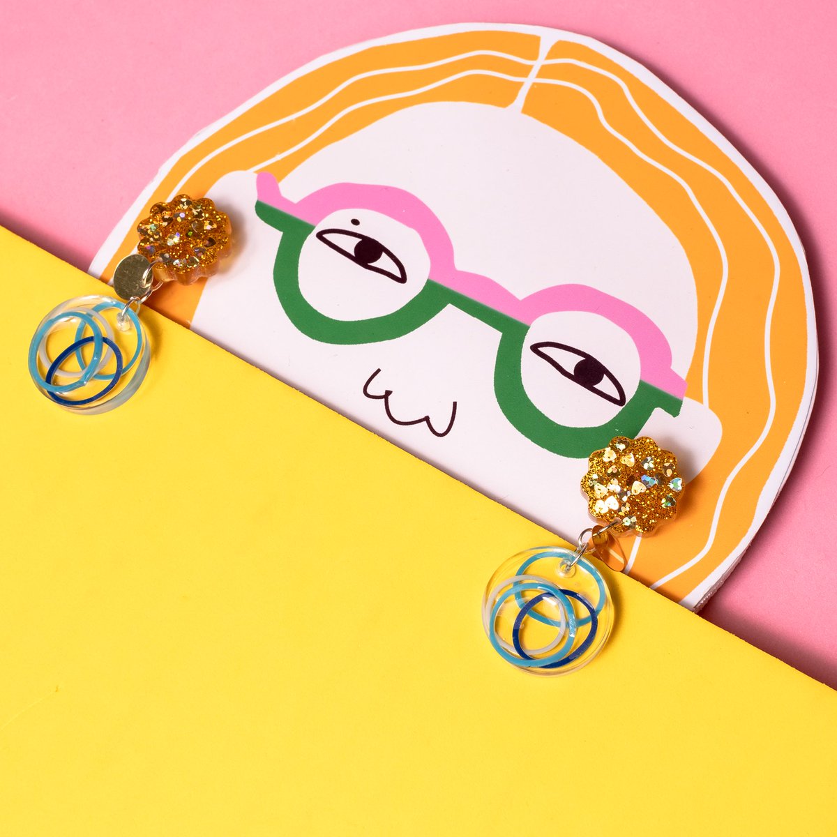 FKFYStudio's tweet photo. 🐥Wish u had a lovely Children’s Day 61 🐥https://t.co/YeuVsr7Nxf

#61 #childrensday #happy #mood #cartoon #graphicdesign #handmadejewelry #earrings #funky #playful #funkyfunyou #girls #ootds #in #colourful https://t.co/BOW6f9CRPe