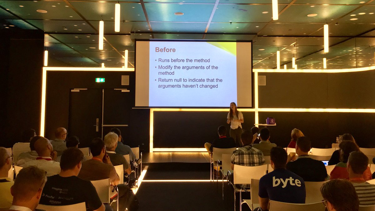 Really like this talk about Magento customization by <a href="/JokePuts/">Joke Puts</a> from <a href="/PHProtweets/">PHPro</a>. Great reference for developers! #MM18NL