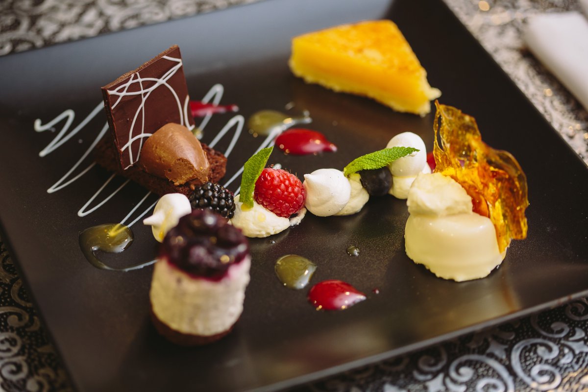 Getting married? Looking for a catering quote?

Fill in our simple online form (link below) and we'll get back to you as soon as possible with a quote!

saltscatering.co.uk/weddings/reque…

#Yorkshire #weddinghour #leeds #Catering