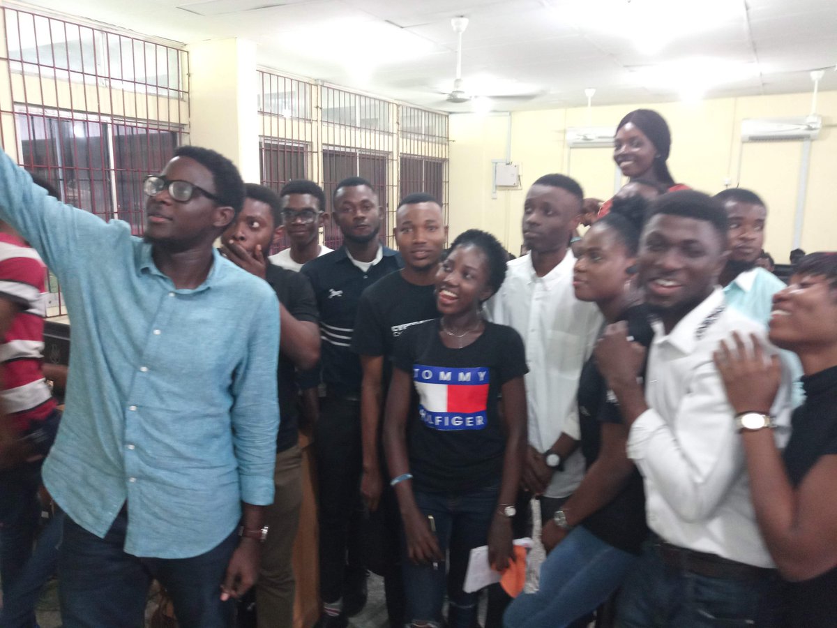 adeboyesarah's tweet image. The radiating smiles after #DesignEmpathy
#FigmaAfrica #FigmaCommunityNg #FigmaDesign #ingressiveRSU@_Ingressive_ @figma_africa @figmadesign @SomiariLucky @SamsonDappa @IsmeeRich  @PerrieFidelis @udisiemi_