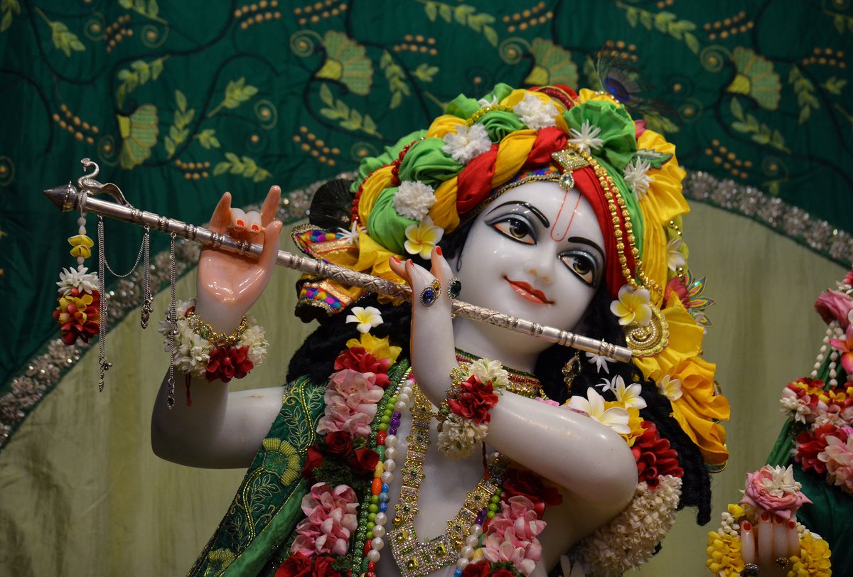 ISKCONPune's tweet photo. #ISKCONNVCC #ISKCONPUNE #DailyDarshan #01th #June #All #Mix#Photos
For more #Krishna Photos: https://t.co/QQnZUBIn6k β¦
Temple Timings https://t.co/qb3IYoWWnF https://t.co/Y9LOuFOmwJ