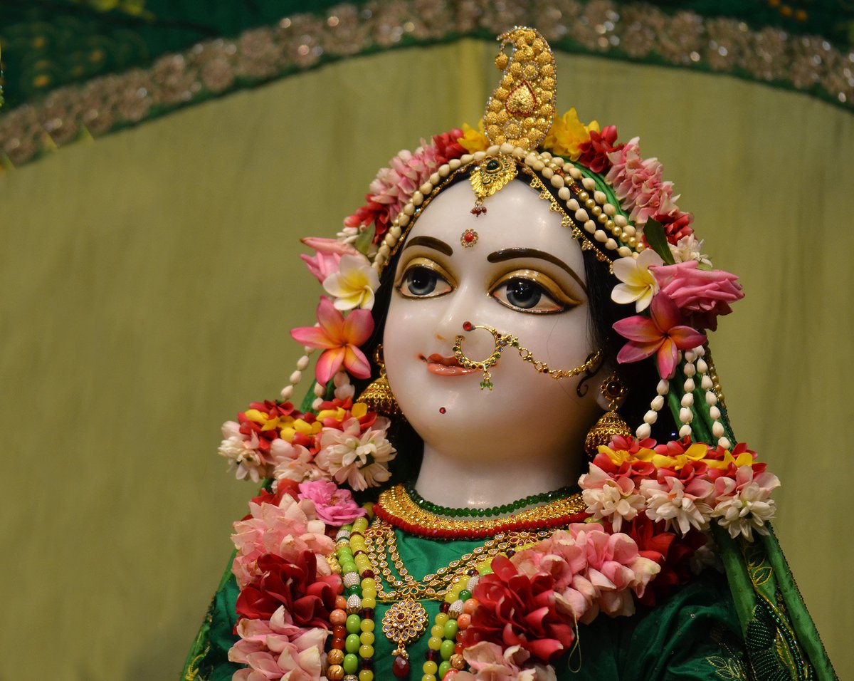 ISKCONPune's tweet photo. #ISKCONNVCC #ISKCONPUNE #DailyDarshan #01th #June #All #Mix#Photos
For more #Krishna Photos: https://t.co/QQnZUBIn6k β¦
Temple Timings https://t.co/qb3IYoWWnF https://t.co/Y9LOuFOmwJ