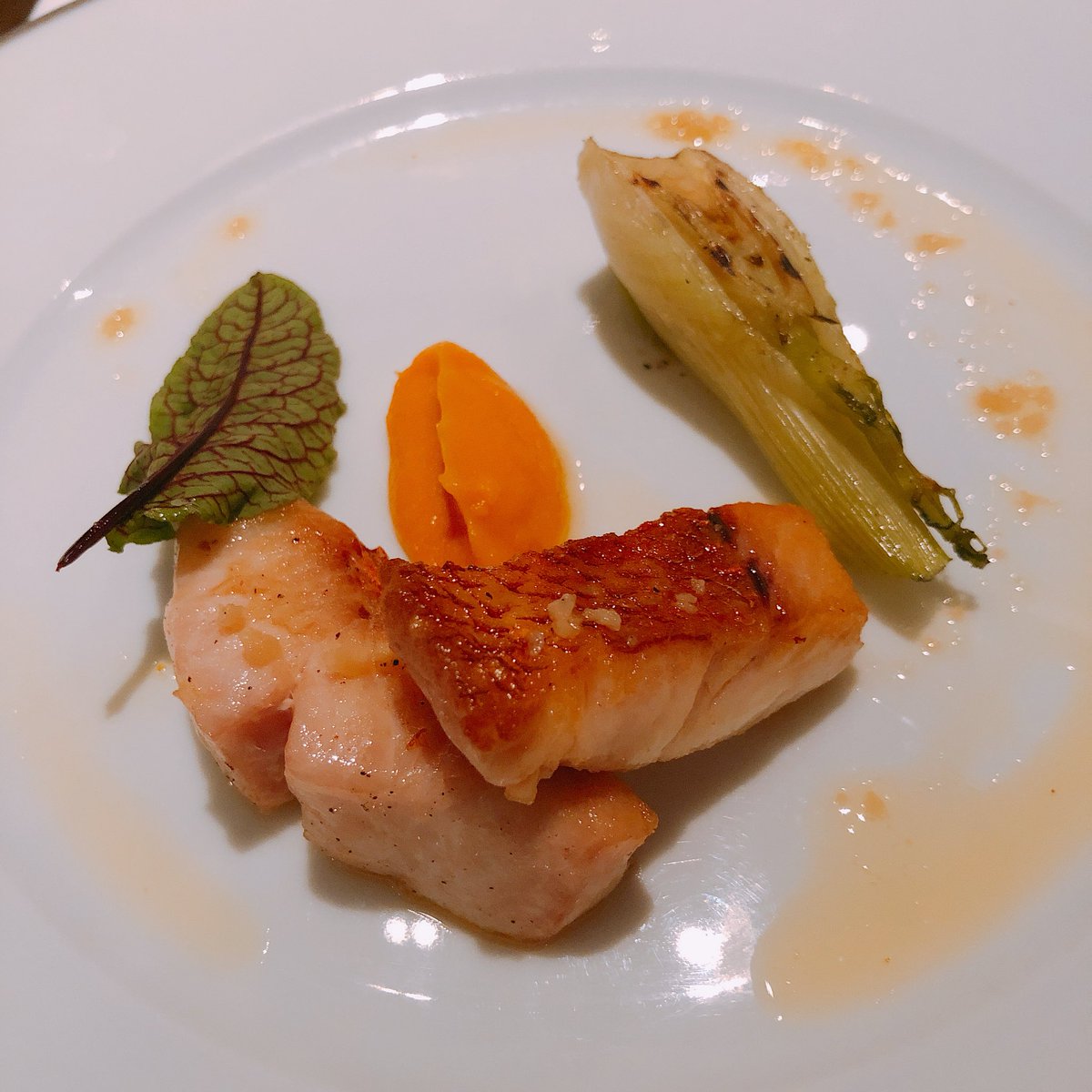 powerrcatt's tweet photo. Table Grille @GrandHyatt Bangkok. #bangkok #thailand #grandhyatt #restaurant #michelin #businesstraveler #worldtravel #seafood #finedining https://t.co/TJSE7oAHtB