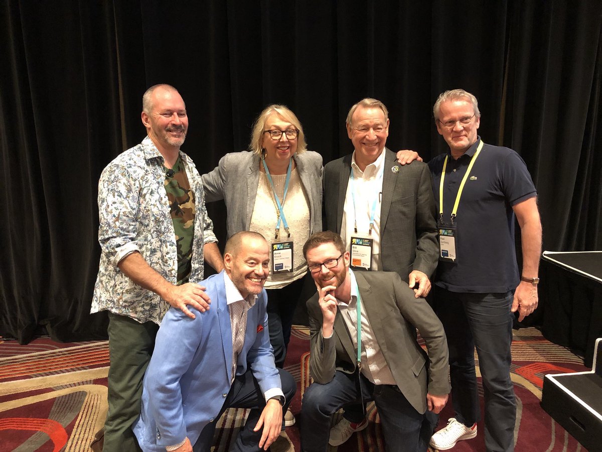 Le_Australasia's tweet photo. Victorians! Re-live or discover the highlights of our fantastic Sydney conference, The 3 Rs in the Exponential Age. Head to the VIC Chapter's Pub Chat on June 7 for post-conference conversations with @LE_Aust members and friends https://t.co/bqnrZTsWzL #leasyd18 #learningspaces https://t.co/rDWrd63xo5