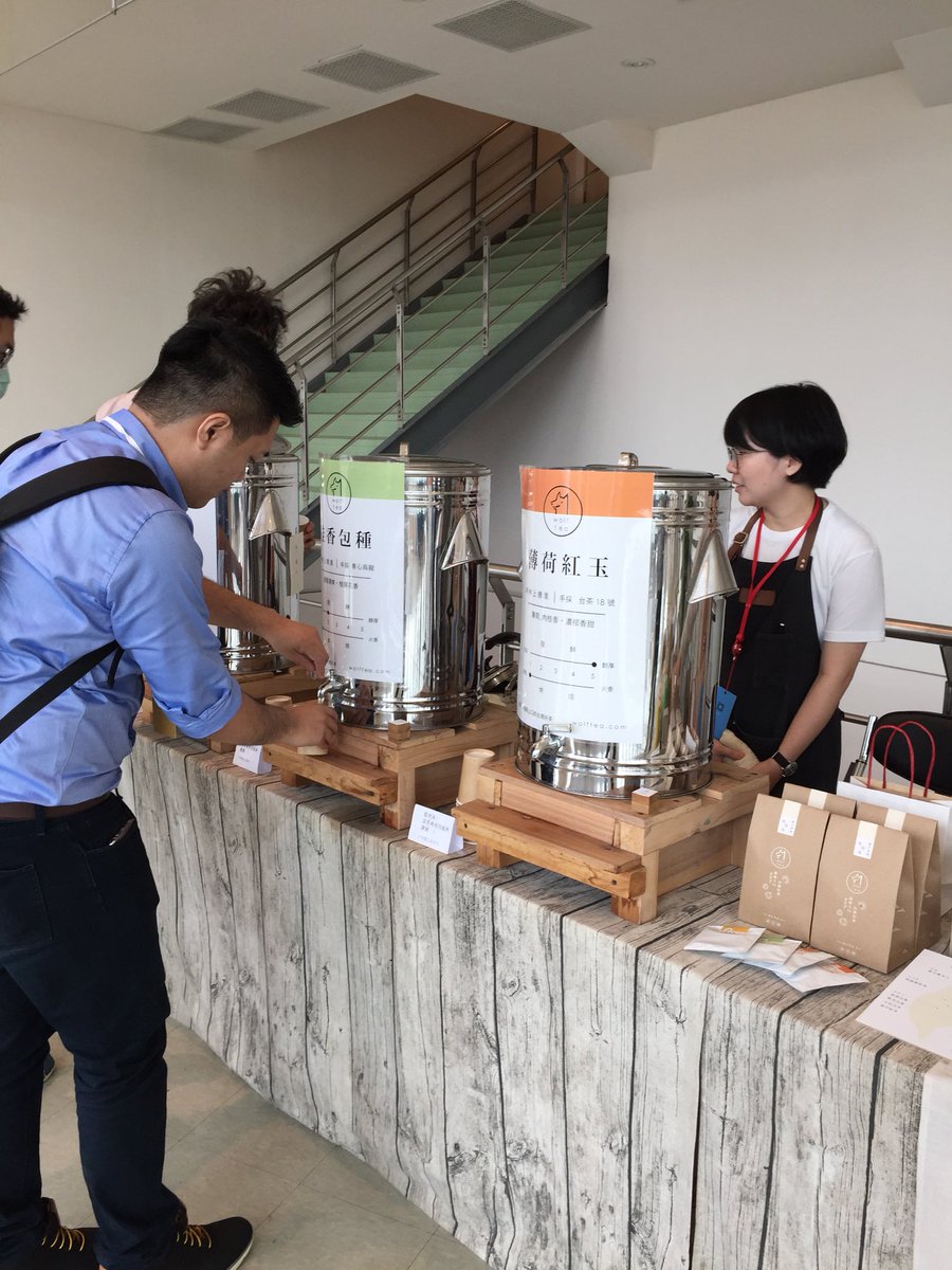 adrianliaw2000's tweet photo. #PyConTW2018
琅茶真的棒 https://t.co/yiVChC1jCX
