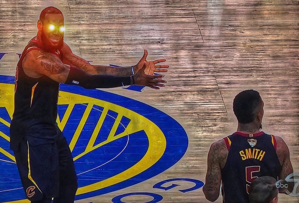 StockStar319's tweet photo. Lmao #TheFinalsNBA https://t.co/OtyDFiZBbU