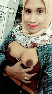 nurul_aslina23's tweet photo. https://t.co/yPLn5Bg2BH