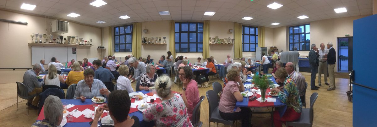 CallSingers's tweet image. We had a fantastic evening making new friends with our host choir Voix de Fleuve. Lots of entente cordiale and lovely grub. Thanks go to the gendarme who helped us find our way to the hotel de ville for the mayoral reception! #callingtonsingersontour