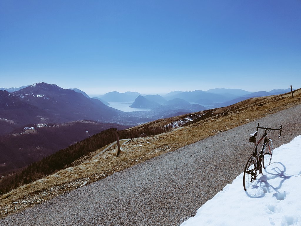 tripassione's tweet photo. PURIFICARSI SUL MONTE BAR
Non perdetevi oggi la mia 😎 descrizione dell'ascesa in #bicicletta 🚲 al Monte Bar, una delle #salite più belle della regione del #Luganese. Su ExtraSette, supplemento del CdT 😊👍 #cicloturismo #Ticino #bicycle #montebar https://t.co/pgUi2BG7Bs