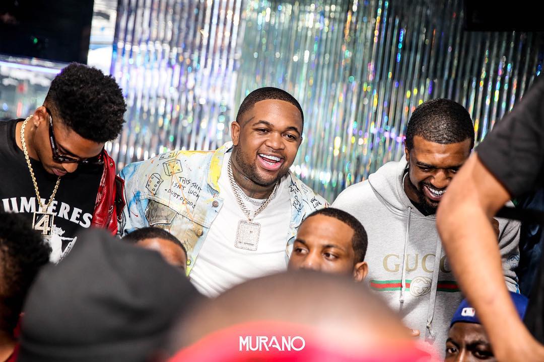 EchoingSoundz's tweet photo. @mustard is all smiles with his boys at @Murano_LAWH 🔥🔥🔥 #djmustard
#MuranoLA #EchoingSoundz #MuranoTuesdays https://t.co/ZitXwhpRtz