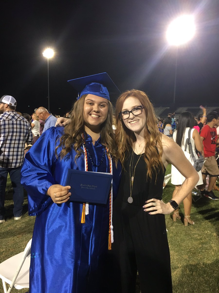 jst1more's tweet photo. Such a special night! You've grown up so fast @Baaaiiilee. Auntie couldn't be prouder. Love all you girls @erika_rachele @kenideebrogdon #FHS2018 #Congratulations #collegehereshecomes https://t.co/nL8uEx1hxa