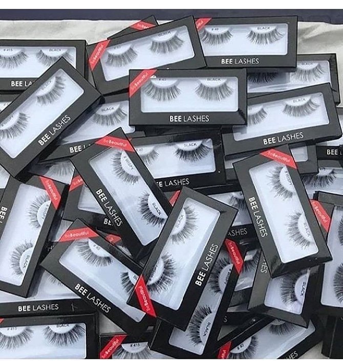 printing_max's tweet photo. Eyes Lashes Box for Bee Lashes 399 per one 
DM, whatsapp/call 08088166109 to place your own order 
.
.
#boxmaking #eyeslashes #beauty #fashion #lashes #eyes #nigerianbeauty #nigeriamade #madeinnigeria #nigeriatrends #morningmotivation #morningvibes #order #abuja https://t.co/HZPh9Rgpm8