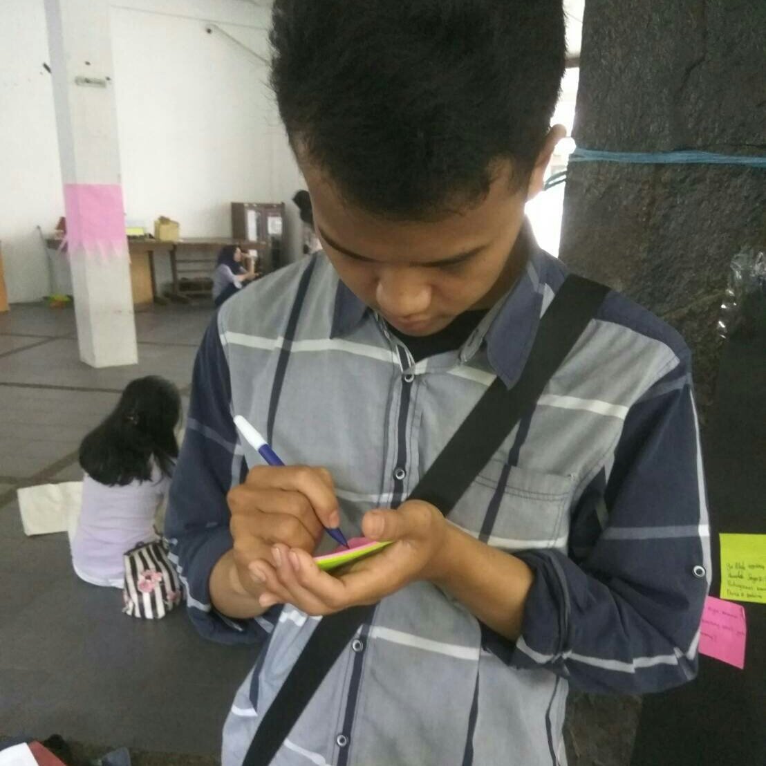 BPMFISIPUnpad's tweet photo. Terimakasih Kema FISIP atas aspirasinya dalam acara Public Sphere. Semoga #FISIPyanglebih baik bukan hanya sekedar wacana. https://t.co/0TDq7UpcIo