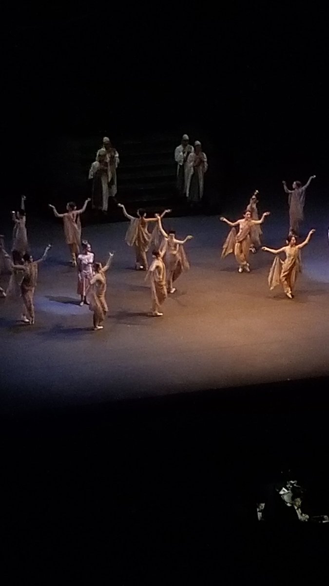 TheJDPardo's tweet photo. Thank you to god for making this night an amazing night. I went to a ballet with this girl from class, a good friend, and we had a great time. These are just some highlights https://t.co/lRXCzS6NKS