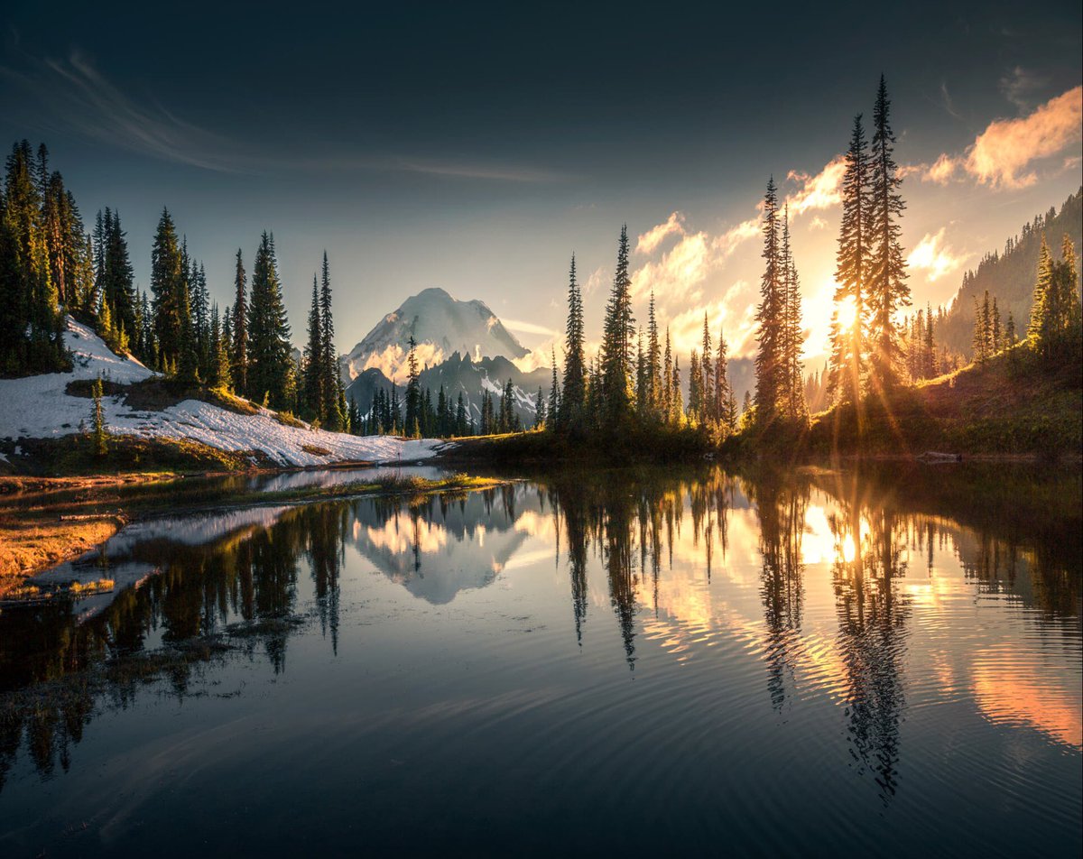 Sunrise on Mt Rainier
