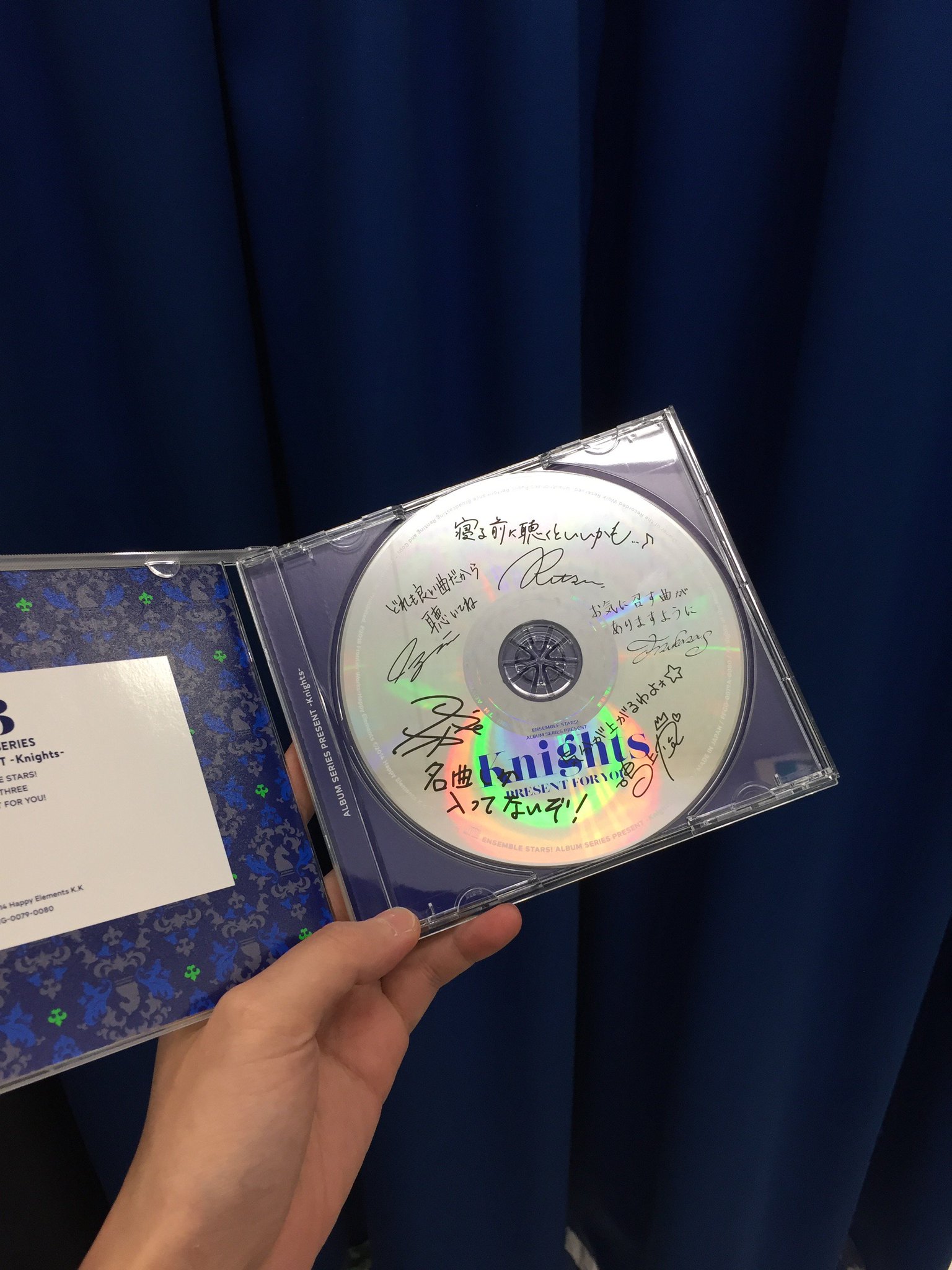 アニメイト天王寺 平日12時から時まで土日祝11時から19時まで Cd あんさんぶるスターズ アルバムシリーズ第3弾 Knights 絶賛発売中テン 天王寺店では限定盤 通常盤ともにご用意しております ディスクに入ったメンバーのコメントは必見