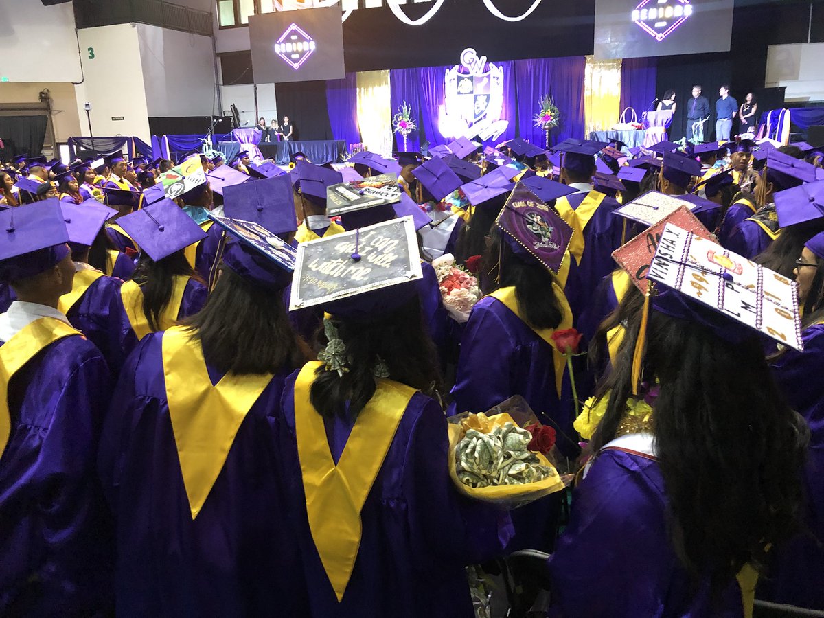 GuamDOE's tweet photo. Congratulations to the Geckos Class of 2018!!! Gecko Pride!! https://t.co/mdxnOk8QMx