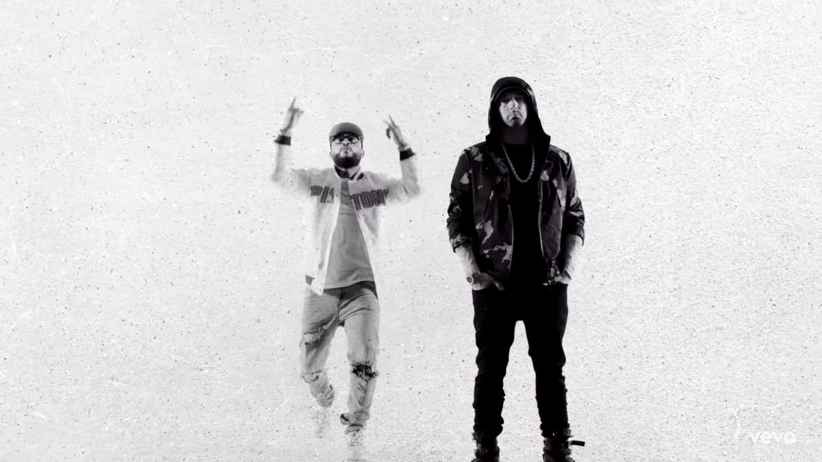 HeathWhiting's tweet photo. Catipiller @Royceda59 @Eminem  ring the alarm caus I can't stop listening best video and 2 ledgends... basic but greatest 🔥💯 https://t.co/yk8R4BwdmU