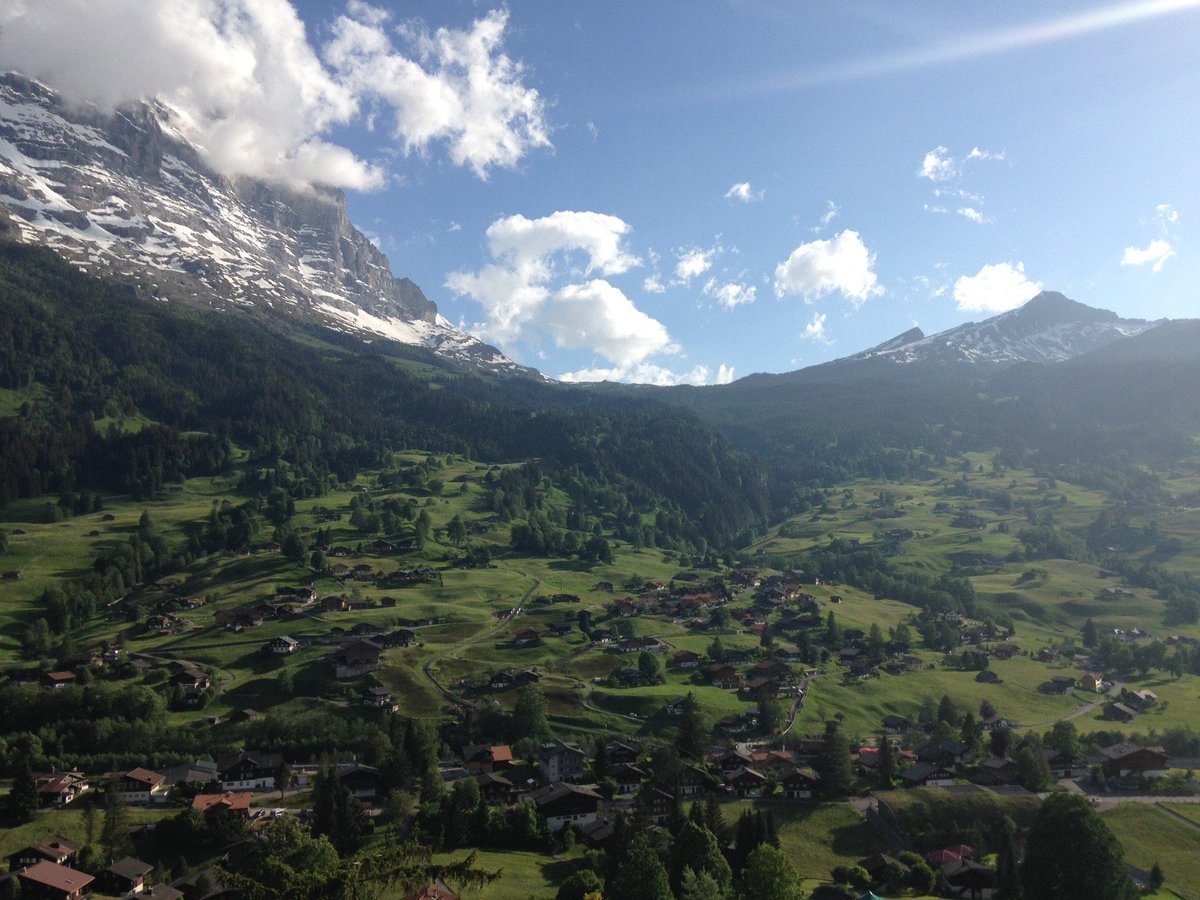 rebagdata's tweet photo. Aus dem Leben eines PL - Kundenbesuche im schönen @GrindelwaldCH mit Panoramasicht aus dem @Belvedere_Gwald. Beeindruckend schön 🤩
#rebagdata #protelfamily #verliebtindieschweiz https://t.co/ltK71s8kky