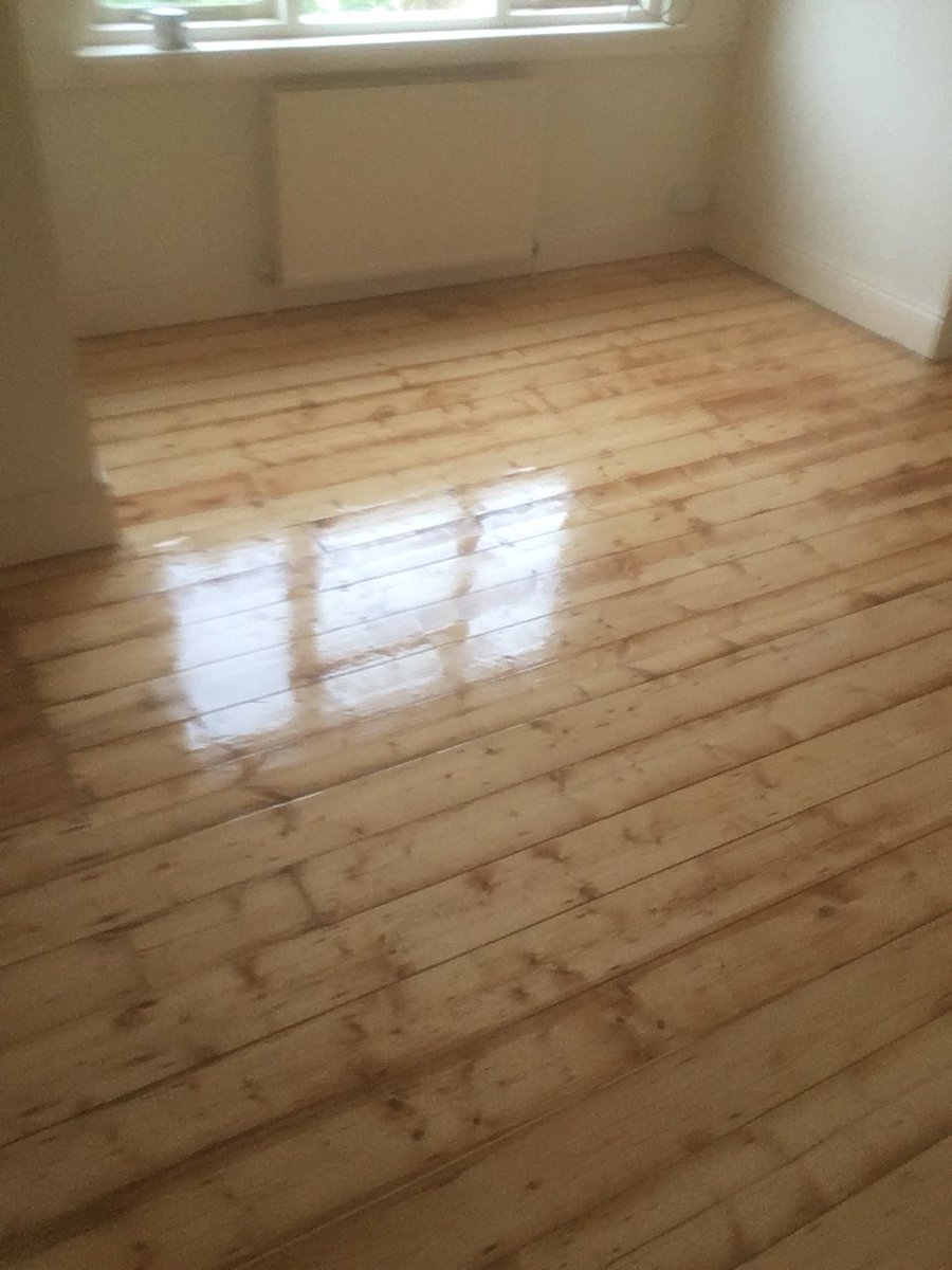 jencoflooring's tweet photo. Old pine boards with a Bona lacquer. After during and prior pics to show the difference #pineboards #bona https://t.co/EjRcxHOcvP
