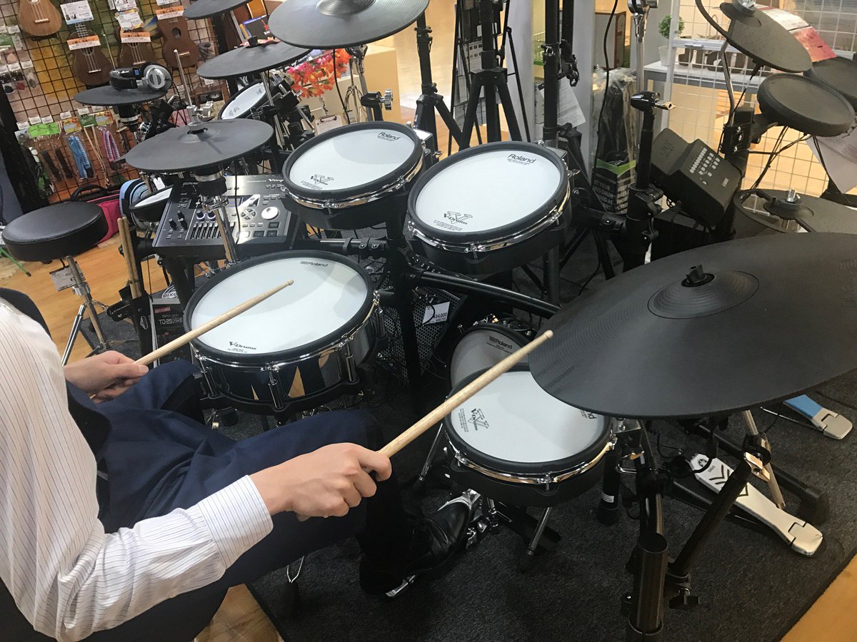 島村楽器 洛北阪急スクエア店 電子ドラム Roland 島村楽器コラボモデル Td 50sc S 本日より期間限定展示スタートです 6 5 火 までですので 是非この機会に店頭でお試しください T Co Wx2gtq0bhk