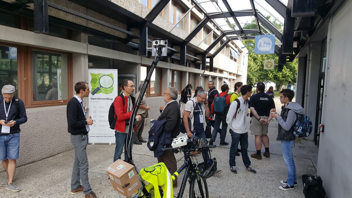 SOGEFI_France's tweet photo. Nos amis de @cartocite sont venus depuis Nantes à vélo pour assister à State Of The Map @sotmfr qui se déroule à Bordeaux !! 💪 La conférence de géomatique organisée par @OSM_FR vient de commencer. #SotMFR https://t.co/ew3vPX7jw9