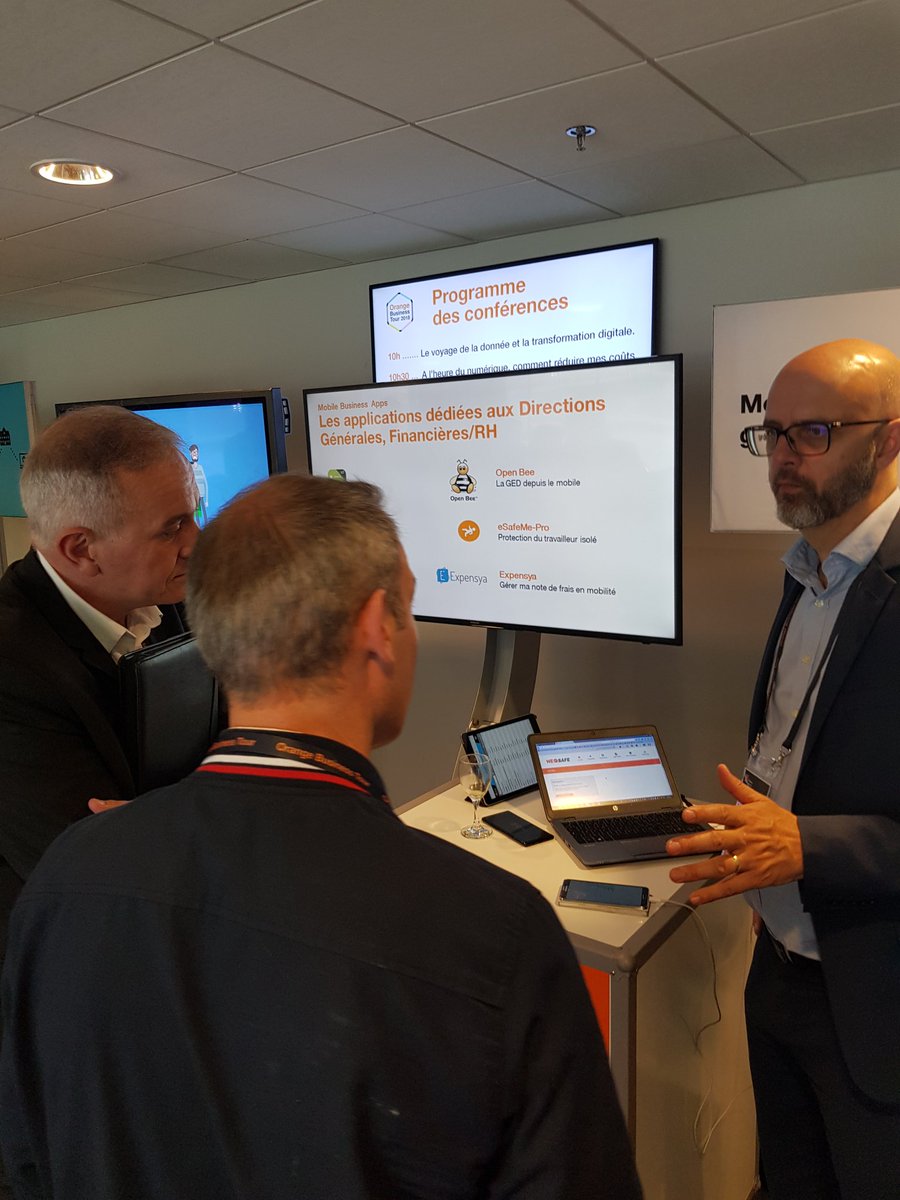 charlesdelobel's tweet photo. Merci à nos clients @orangebusiness d'être venus nombreux lors de notre #OBT2018 
Échanges passionnants. 
#TransformationDigitale @gilles_combe @FrancoisGUY09 @Cathelemaire @CarolineLalart https://t.co/G52563Qfeq
