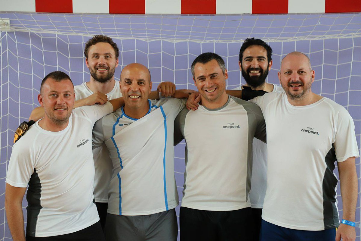 onepoint's tweet photo. Une délégation @onepoint était présente aux 2e Jeux Mondiaux du Sport d’Entreprise #WCSG2018 à #LaBaule 💪 Ambiance sportive, conviviale et beaucoup de riches rencontres #sportentreprise #teambuilding #CE https://t.co/f0Pqw5MlAi