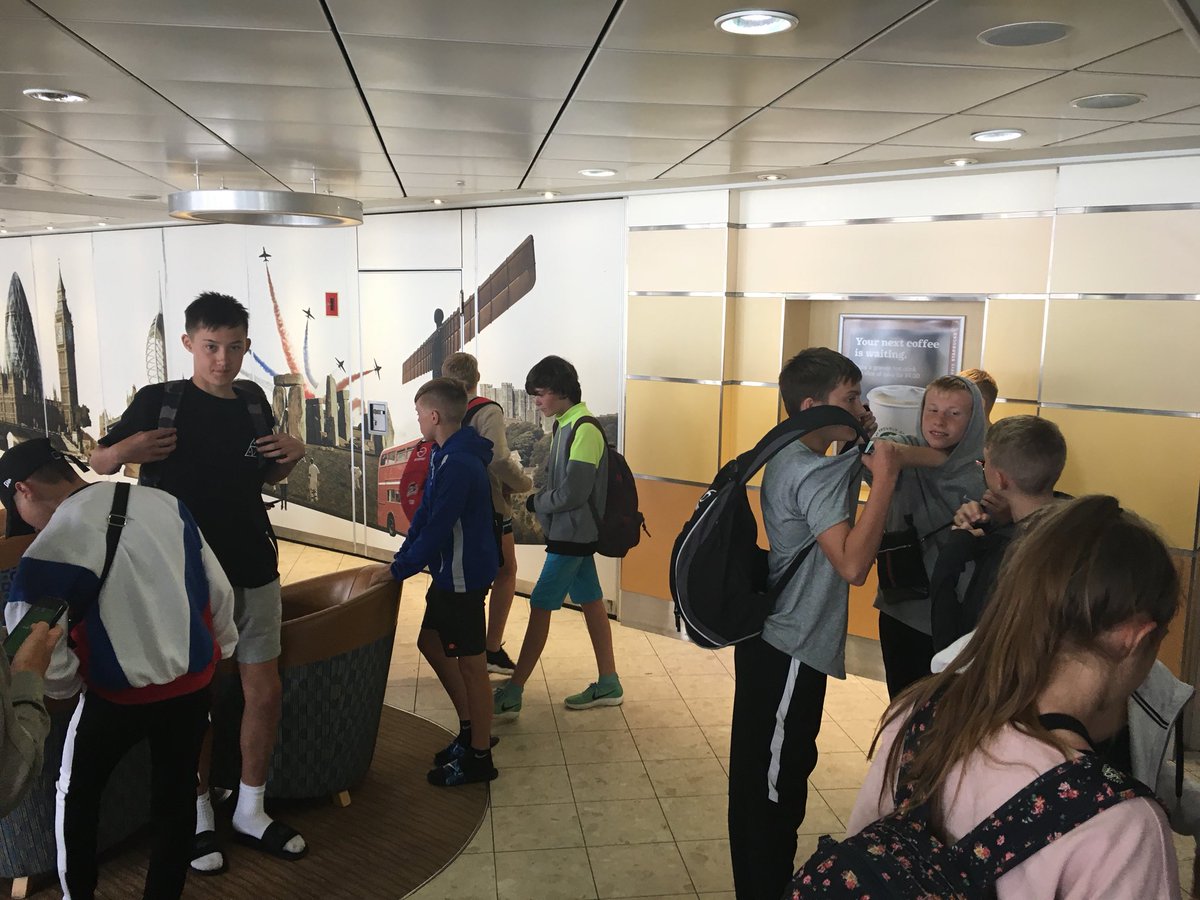 CastlefordPE's tweet photo. Good morning ๐ด๓ ง๓ ข๓ ฅ๓ ฎ๓ ง๓ ฟ! We are just docking in Dover, will update on arrival time throughout the journey! #casdoesbarca2018 https://t.co/dnjiZzDdui