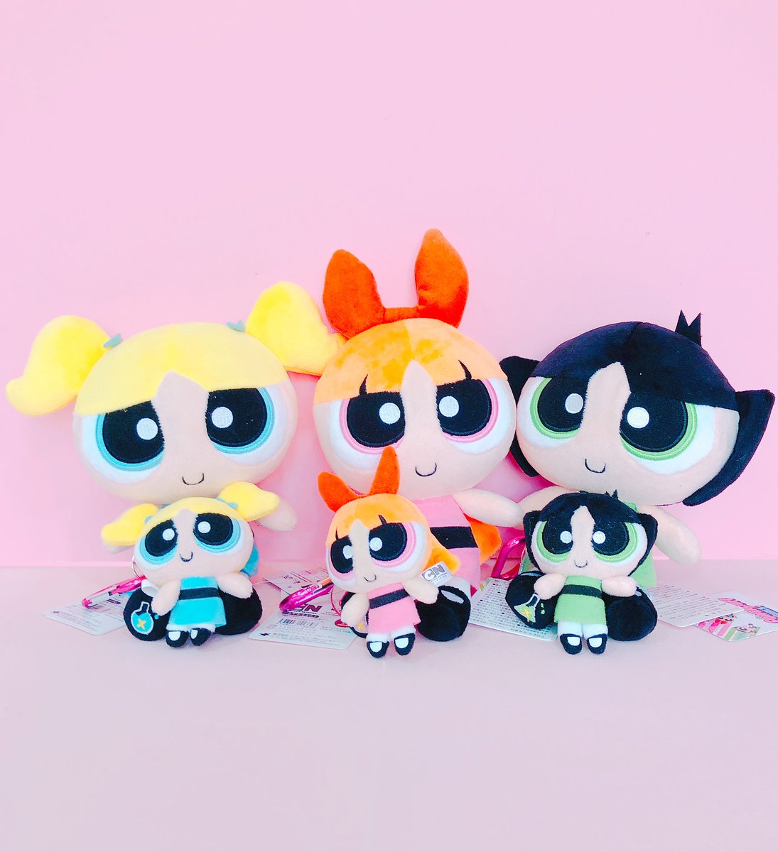 얼마없는 미애니 카테고리를 든든하게 채워주는 파워퍼프걸 😊 마법소녀 카테고리에 넣자니 인조인간에 가깝지 않나 싶어서 제외💦 컬러풀한...