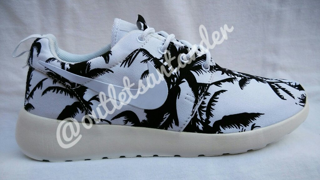 OutletSantander's tweet photo. TALLAS 42  👟👟

TODAS A 20€  !!!! 

24 horas en tu casa 🏠🙌 https://t.co/lZmenXy9FX