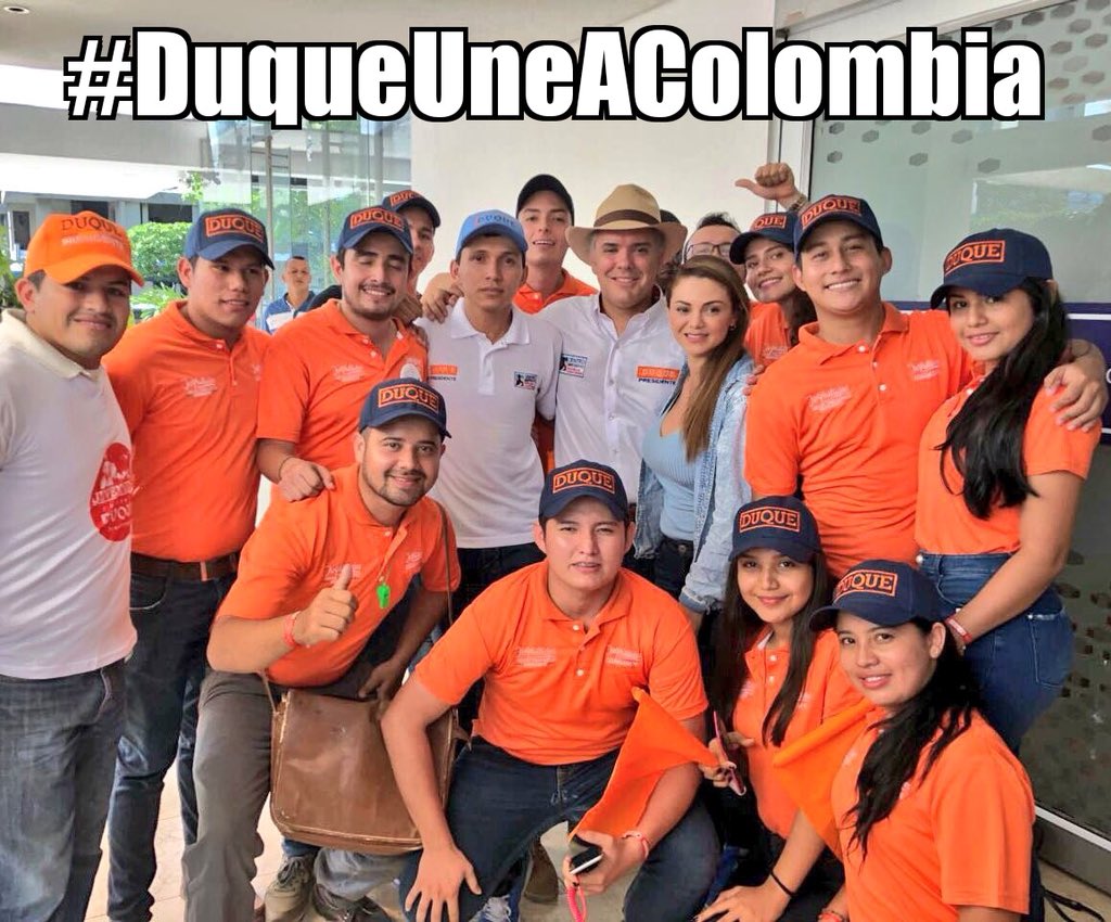NubiaSMartinez's tweet photo. #DuqueUneAColombia porque no promueve el odio de clases, al contrario propone legalidad, equidad y emprendimiento https://t.co/XIW21lCkeo
