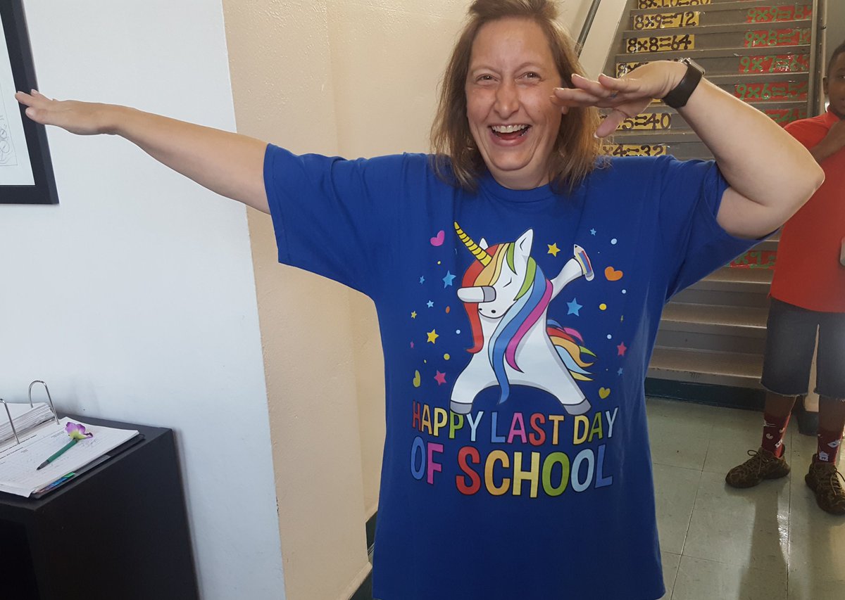 mtgarcia2010's tweet photo. Friday mood! #LastDayofSchool @MemorialElm @SuperSillyMom https://t.co/OH169suBco
