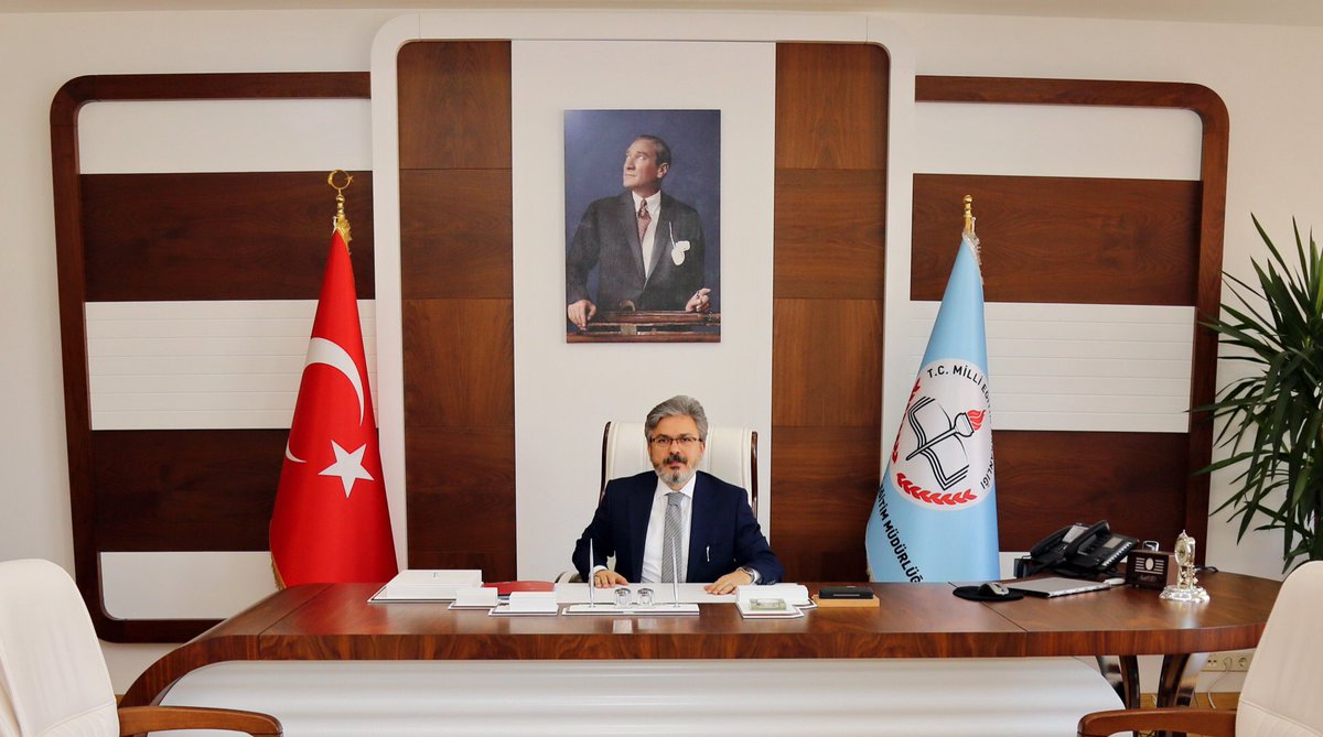 istanbulilmem's tweet photo. Müdürümüz Ömer Faruk Yelkenci’nin Sınavla Öğrenci Alacak Ortaöğretim Kurumlarına İlişkin Merkezi Sınav Mesajı https://t.co/CI6pAxvHM2 https://t.co/S6JIRdEaO8