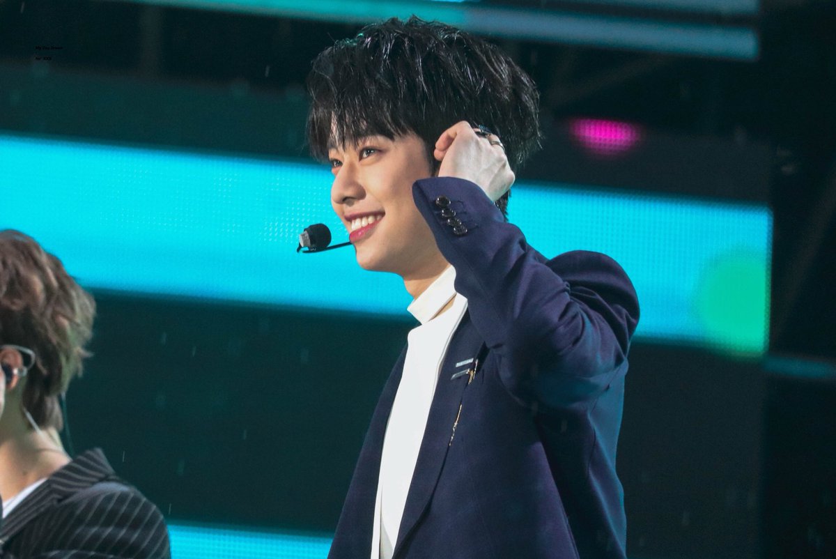 ____MyDayDream's tweet photo. ☾ 180512
#MXM #엠엑스엠 #DongHyun #김동현 https://t.co/k4GmBjLHjX