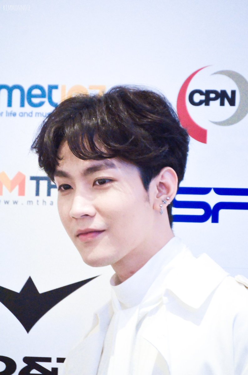kimmon_note's tweet photo. เธอจะมีใจหรือเปล่า ... @KiimMon
#ขุณขิมมอญ
#ปารูปให้คิมเซฟ
#SensationThailand
#Heisensation https://t.co/T9iM3XL19x