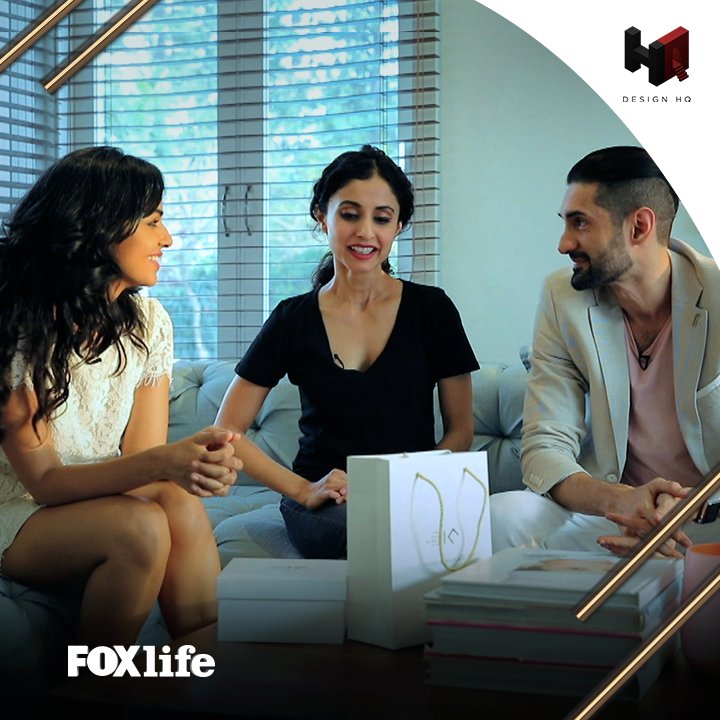 StarLife_India's tweet photo. From sprawling gardens to a spectacular conservatory, @gauriandnainika’s luxurious home is definitely a delight to witness. Make sure you don’t miss it.
#DesignHQ #AllAccess https://t.co/TVh3v1tnMm