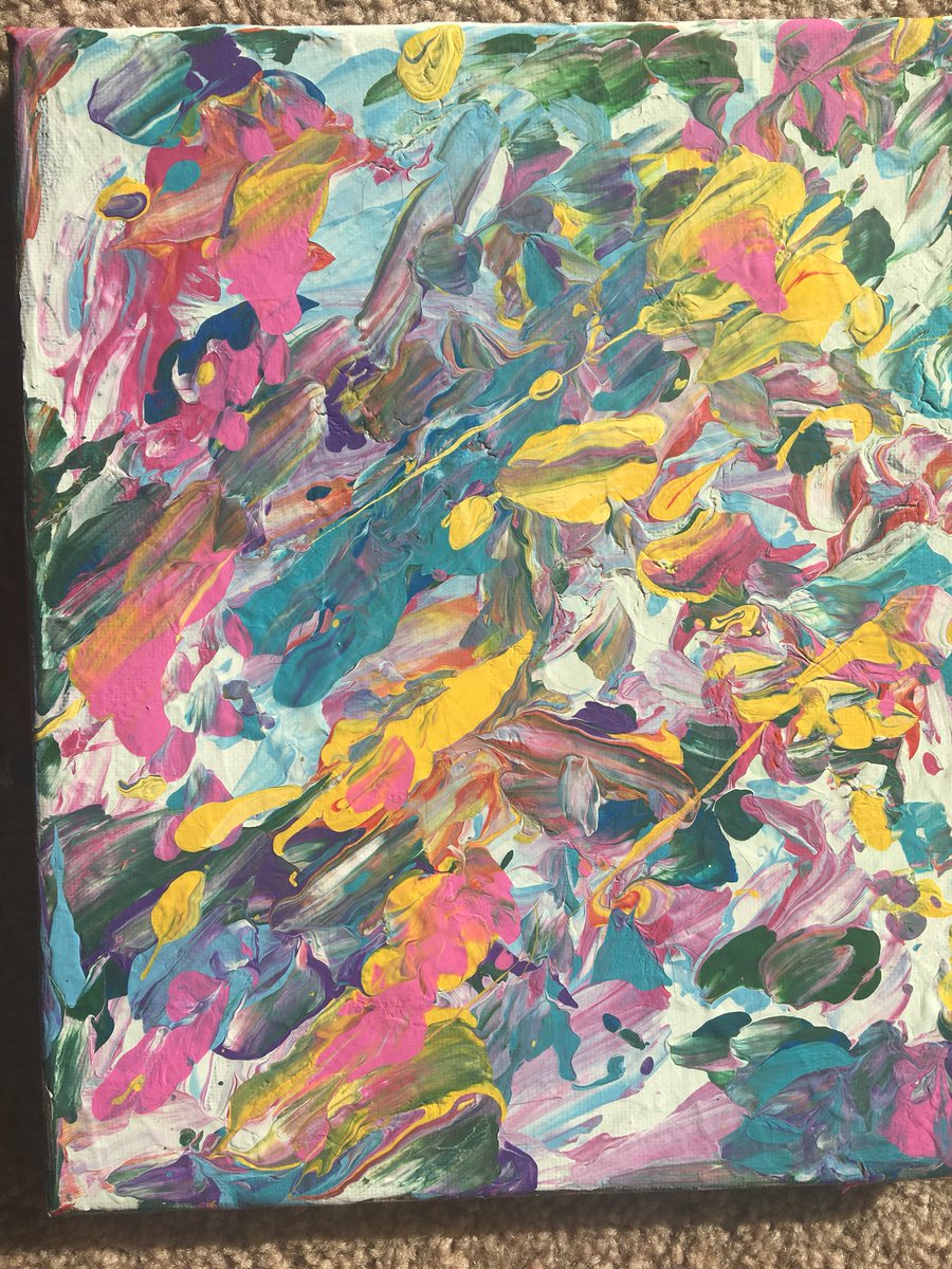 OceansOfBliss's tweet photo. Nikki can play the piano. I can paint. Together we are a force. https://t.co/T0OP4xaQKp
