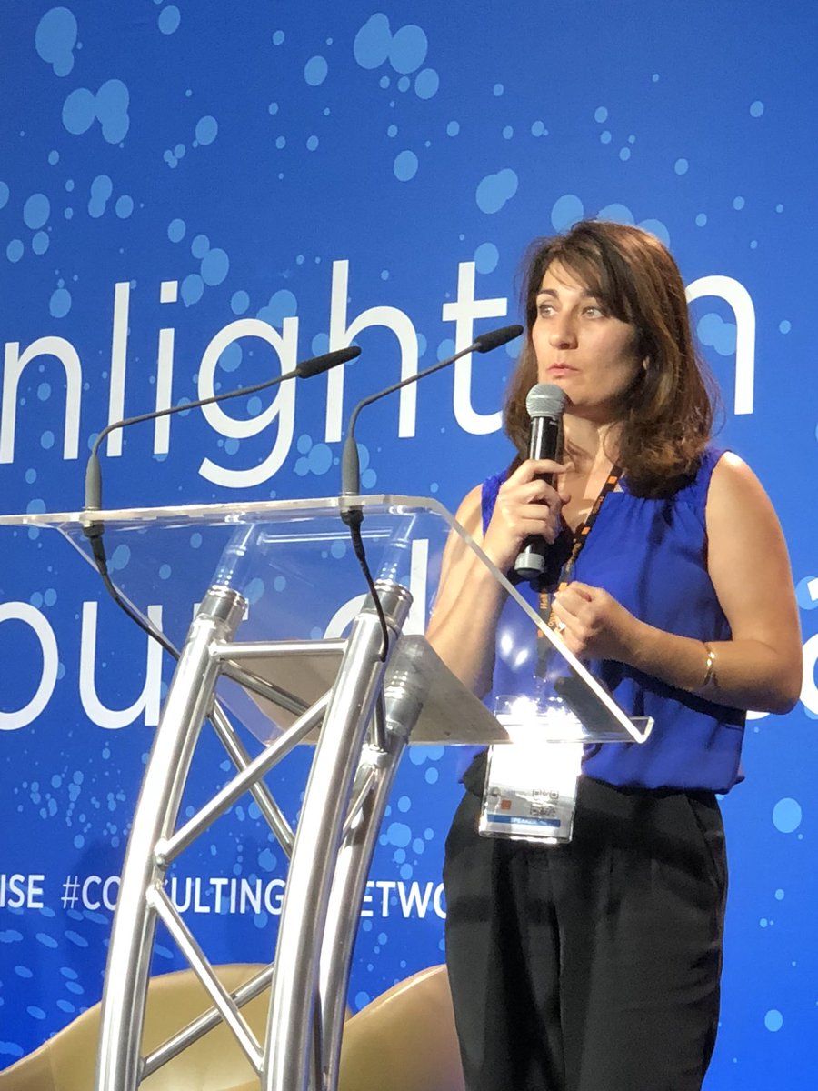 ChristophGreuet's tweet photo. .@MaryamBini présente les actions de #Leader #Occitanie en matière d’inclusion. #DWSPR18 #IDATE #innovationsociale #RSE https://t.co/UsXYeSAahR