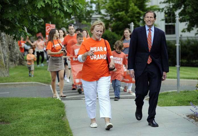 NewtownAction's tweet photo. Today, we #WearOrange to honor the lives of 20 children/6 educators in Newtown and nearly 200,000 others who have been killed by guns since the #SandyHook school shooting. #HonorWithAction https://t.co/nMHbVIgTxG