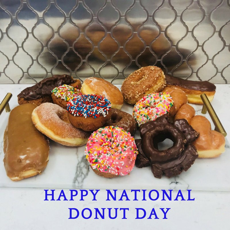 ArizonaTile's tweet photo. Don't forget your Donuts today! #nationaldonutday #everyJune1st #yummy #stainlessmosaictile #arabesquetile #backsplashtile https://t.co/Y1QSrS4WGB https://t.co/iyBwXw5XuU