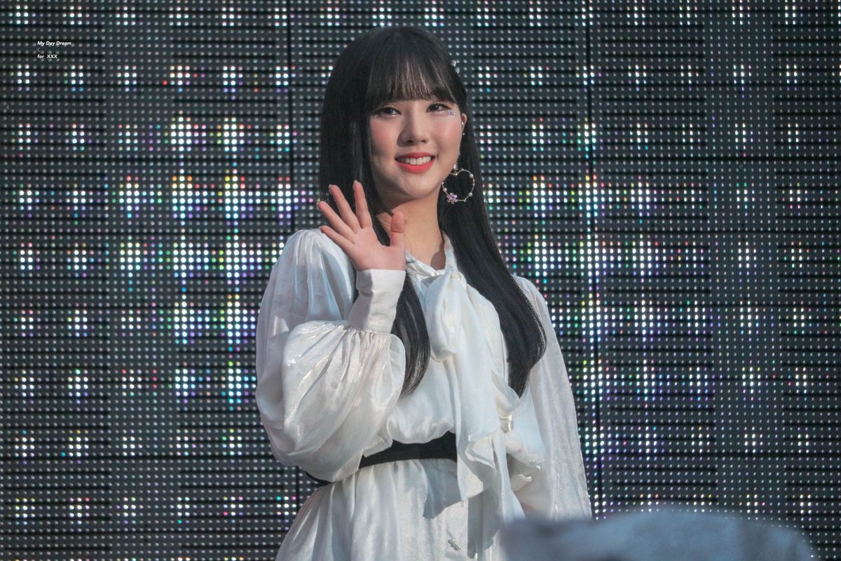 ____MyDayDream's tweet photo. ☾ 180512
#GFRIEND #여자친구 #Eunha #은하 https://t.co/7aOQcW3qG0