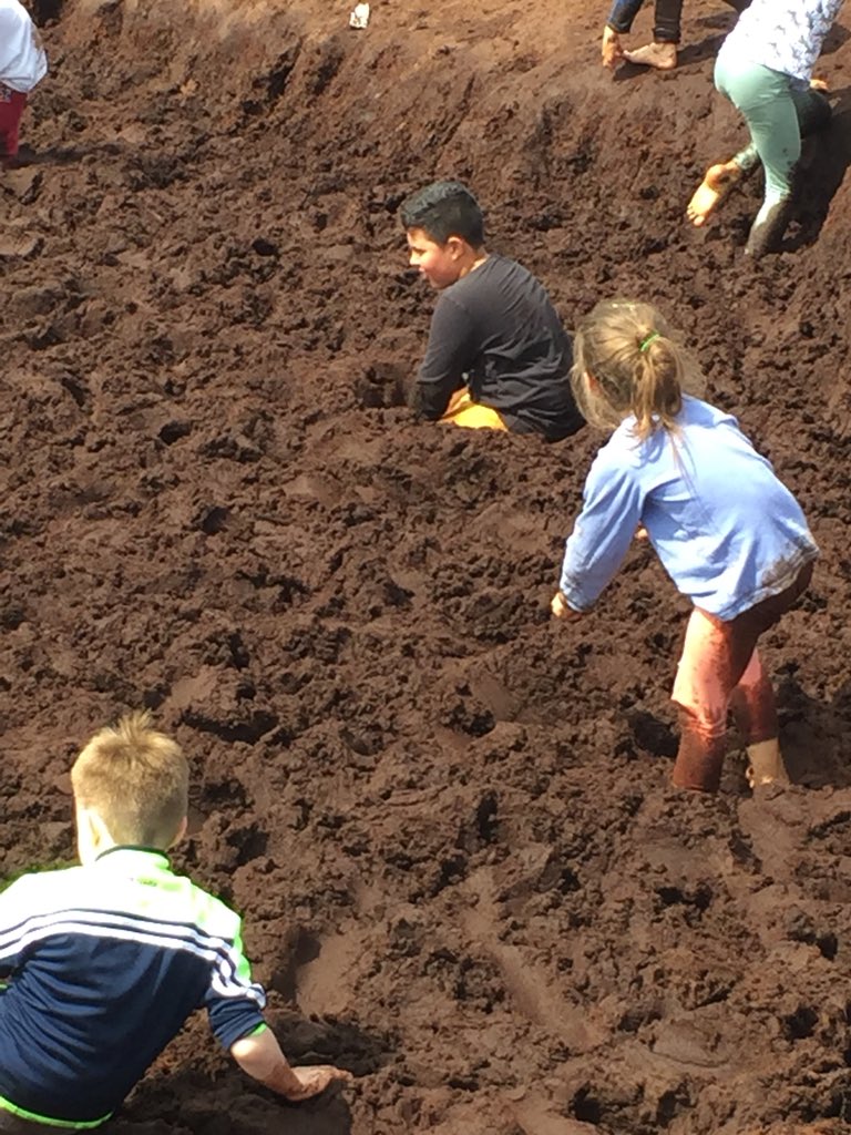 rang2slane's tweet photo. Ag pocléim sa phortach! https://t.co/cnyUrFVqqq