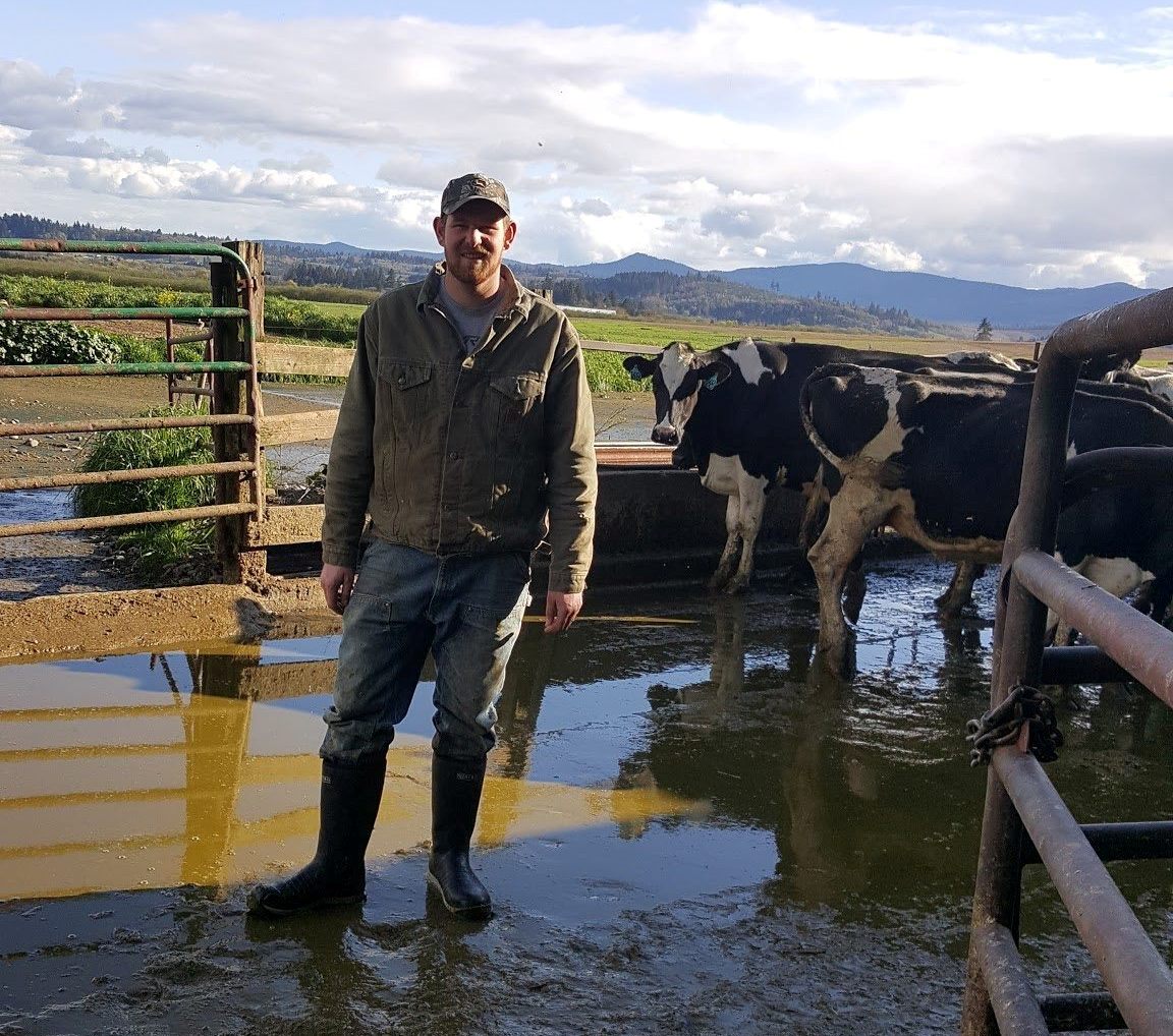 QuatroBoots's tweet photo. Step into comfort on #WorldMilkDay! #QuatroBoots is happy to support #dairyfarmers with seriously comfortable #footwear. #agchat https://t.co/ANrzxdc1qs