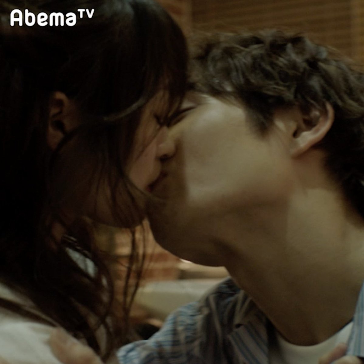 Abema アベマ キスで恋に落ちるのか あの芸能人の熱愛も キスシーンがきっかけ キスシーンがある 禁断の恋愛リアリティーショー 恋愛ドラマな恋がしたい 恋をしたい若手俳優 女優が 本気で恋愛ドラマを演じたら 本当に恋に落ちる ドラ恋 今